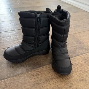Magellan Outdoors Black Kids Boots
